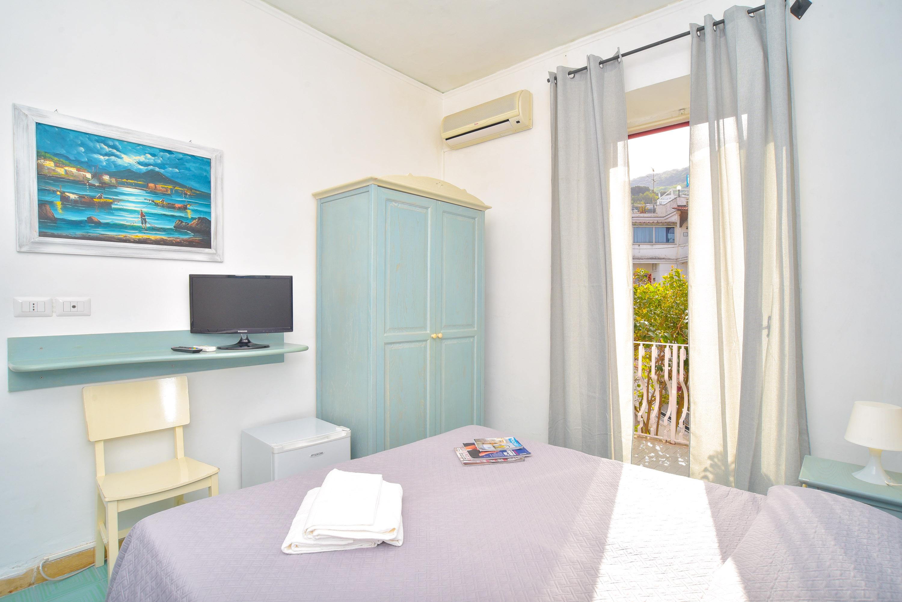 Charme Hotel La Villa Tina Ischia Bagian luar foto