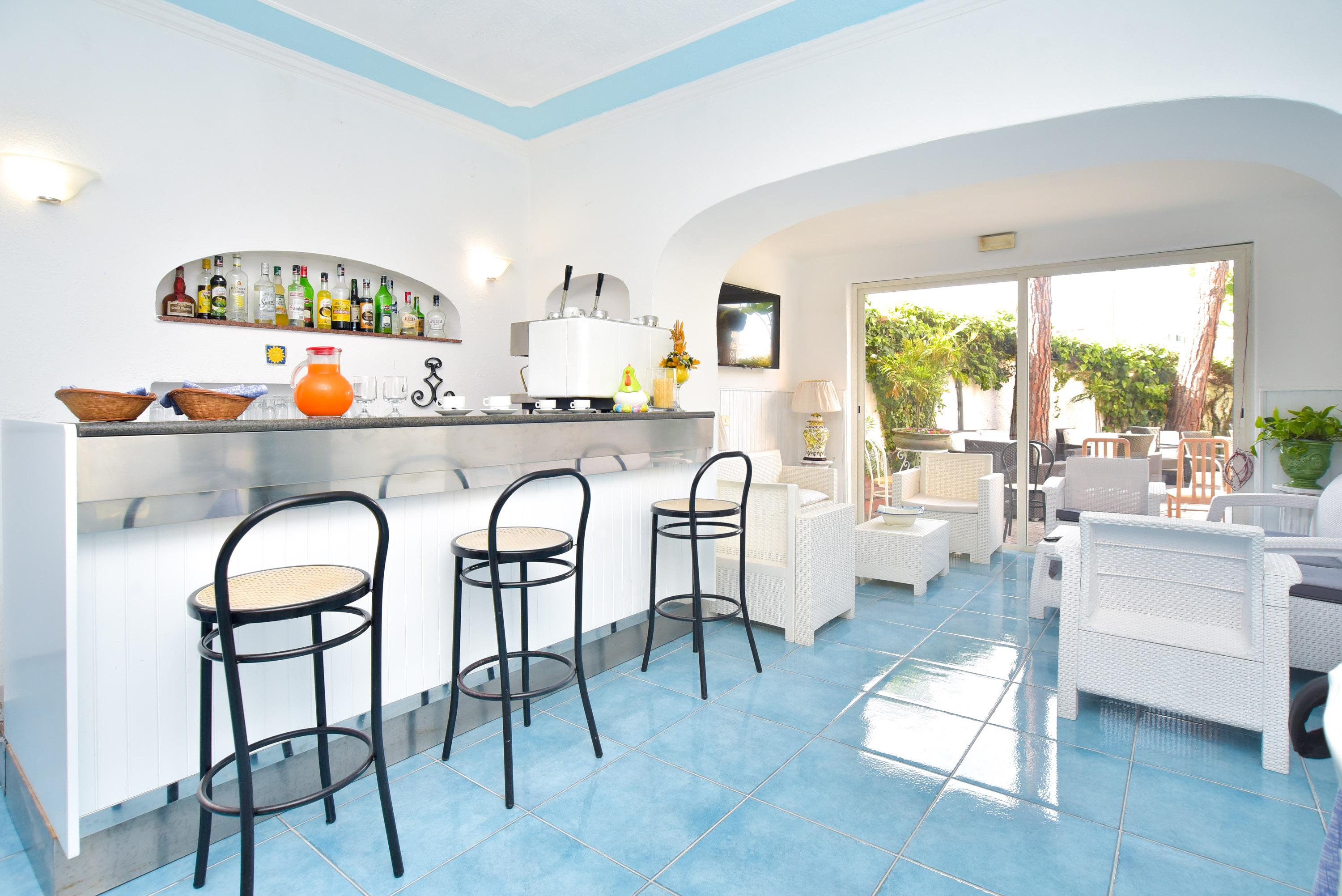Charme Hotel La Villa Tina Ischia Bagian luar foto