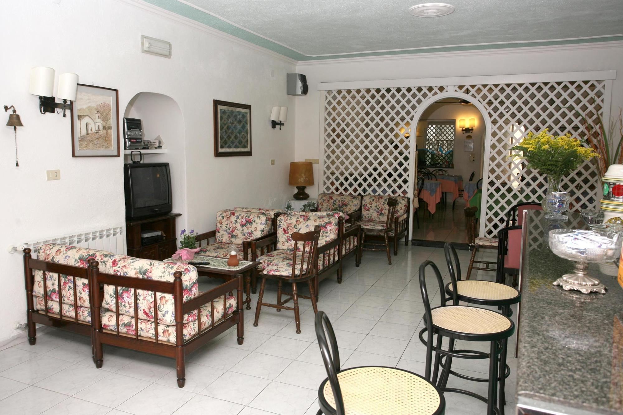 Charme Hotel La Villa Tina Ischia Bagian luar foto